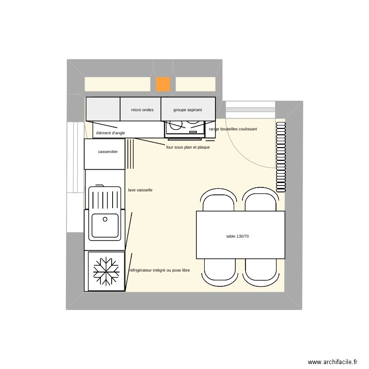 cuisine Eymoutier. Plan de 4 pièces et 9 m2