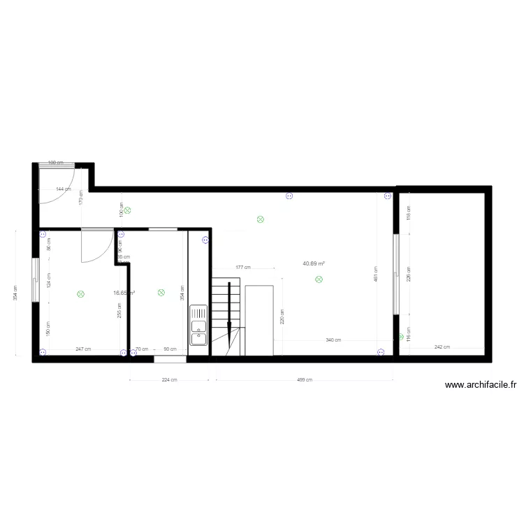 r1 c&ocirc;t&eacute;. Plan de 
