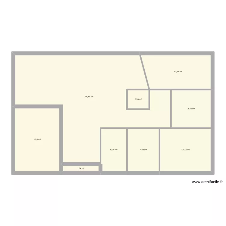 MAISON. Plan de 9  et 123 m²