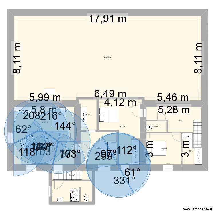 MONIQUE R+1. Plan de 14 pièces et 247 m2