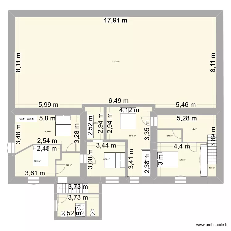 MONIQUE R+1. Plan de 14  et 246 m²