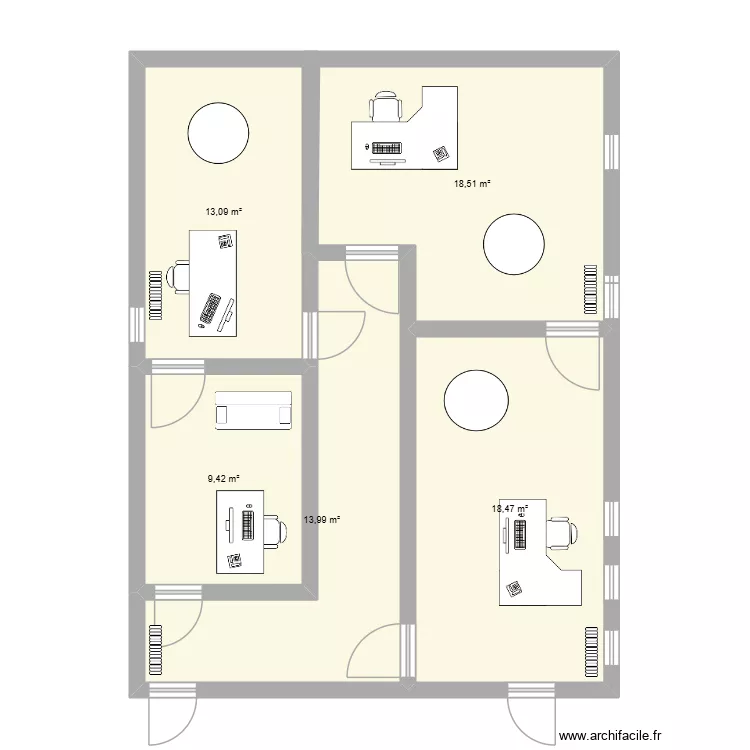Salle B2. Plan de 3 et 79 m² Salle B2. Plan de 3 et 79 m²