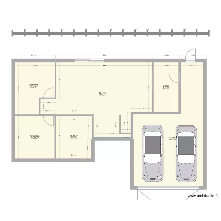 Plan maison en H. Plan de 6  et 124 m²