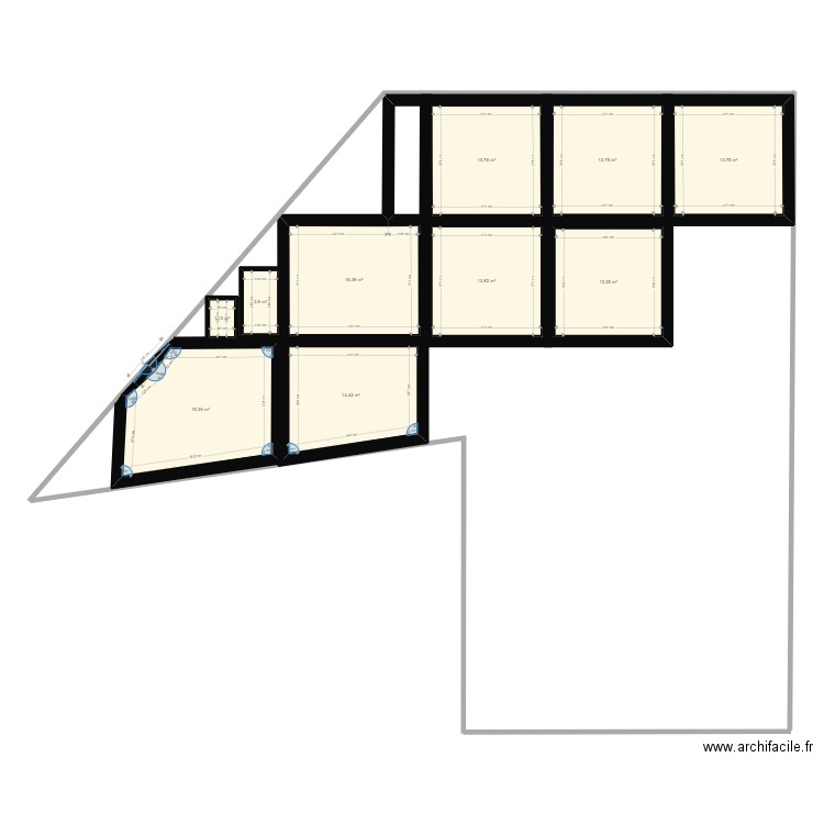 plan de masse. Plan de 11 pièces et 121 m2