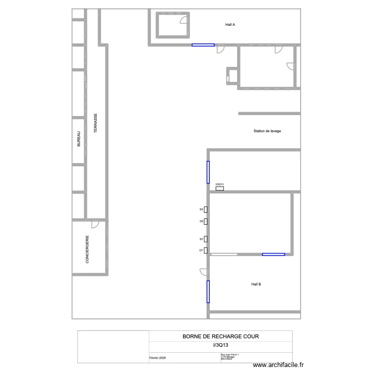 EXTERIEUR/BORNE DE RECHARGE COUR. Plan de 4  et 101 m²