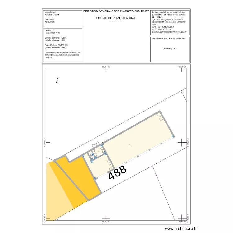1/200 plan de masse. Plan de 2 pièces et 165 m²