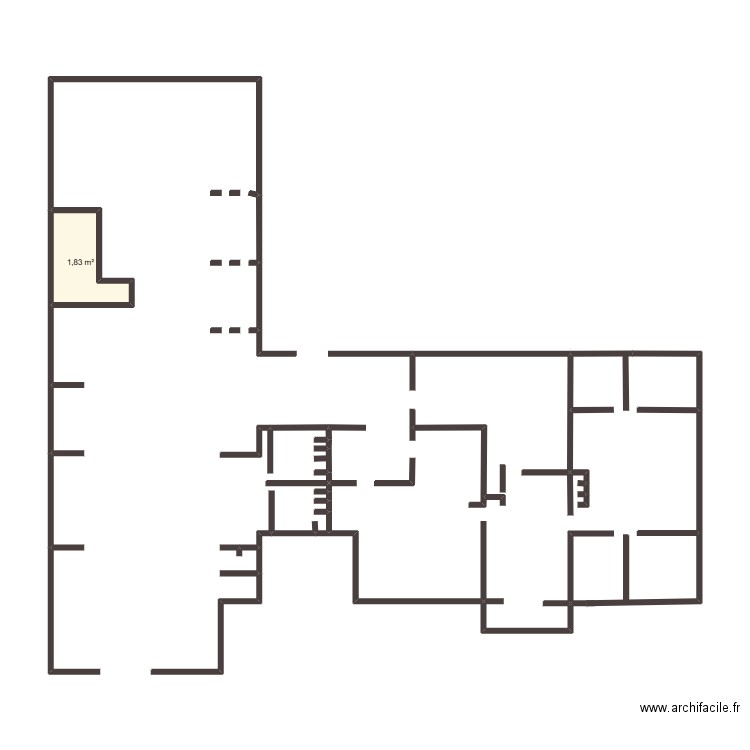Plan rdc mwangolé. Plan de 1 pièce et 2 m2