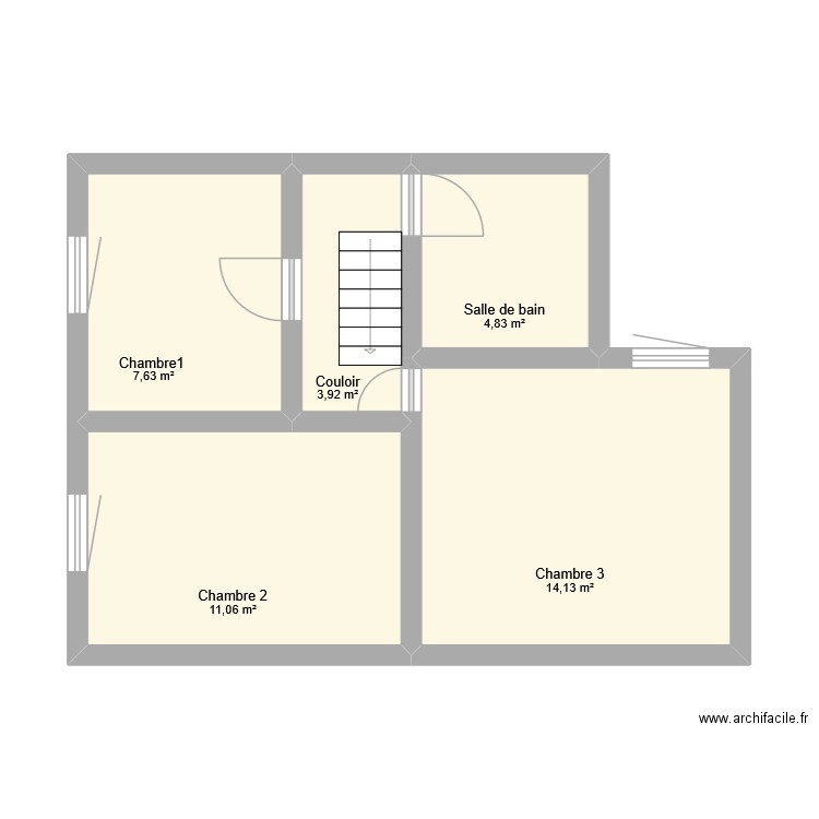 1er etage. Plan de 5 pièces et 42 m2