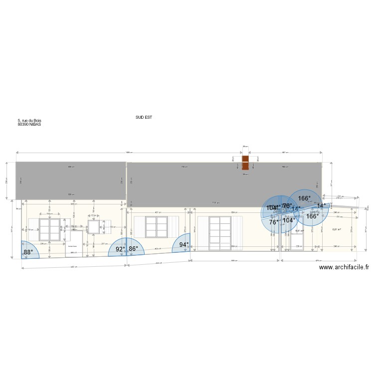 Nibas Facades. Plan de 11 pièces et 117 m2