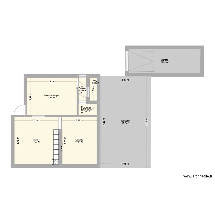 Nouvelle maison. Plan de 8 pièces et 79 m2