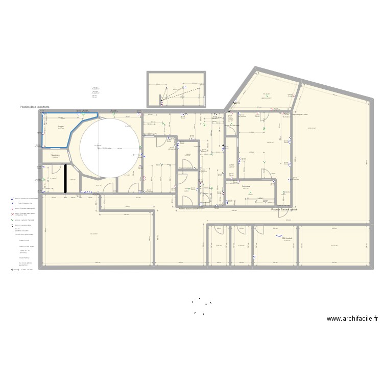 v4 Paris. Plan de 24 pièces et 433 m2