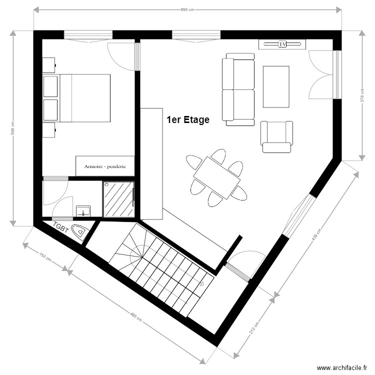 Spa 31. Plan de 5 pièces et 53 m2