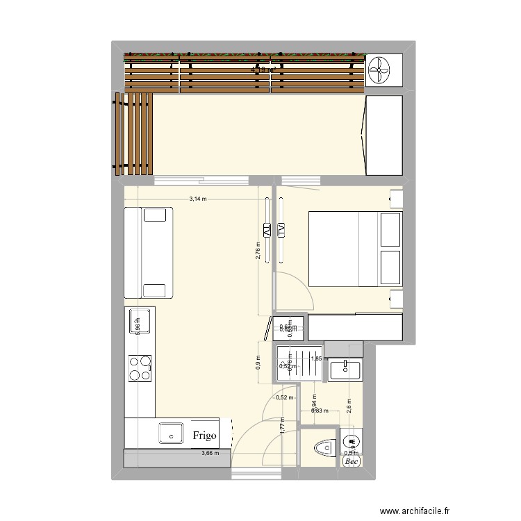 Juan Les Pins. Plan de 6 pièces et 47 m2