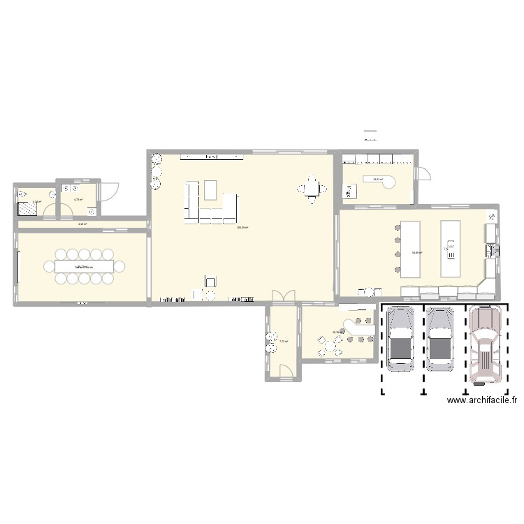 Plan. Plan de 9 pièces et 245 m2