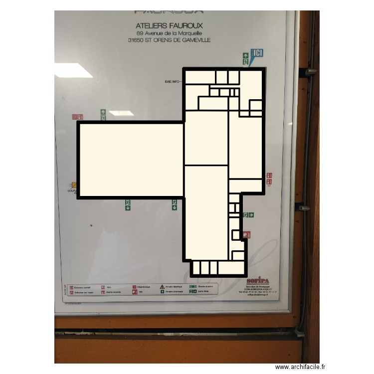 FAUROUX. Plan de 30 pièces et 197 m2