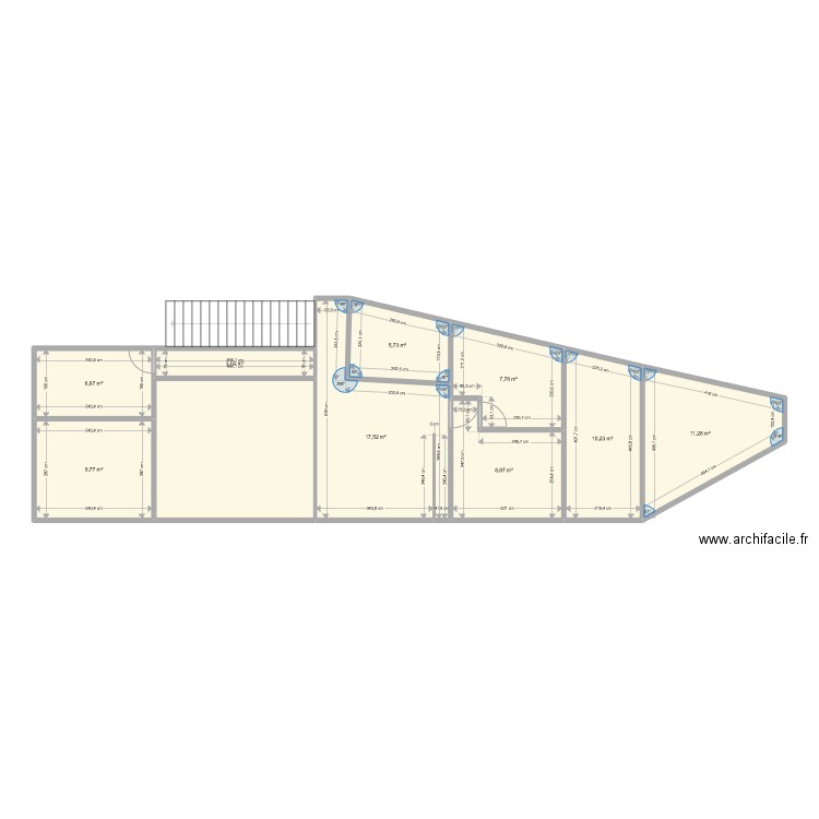 la gare. Plan de 0 pièce et 0 m2