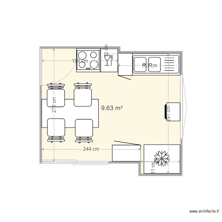 Cuisine Champagne meublée. Plan de 0 pièce et 0 m2