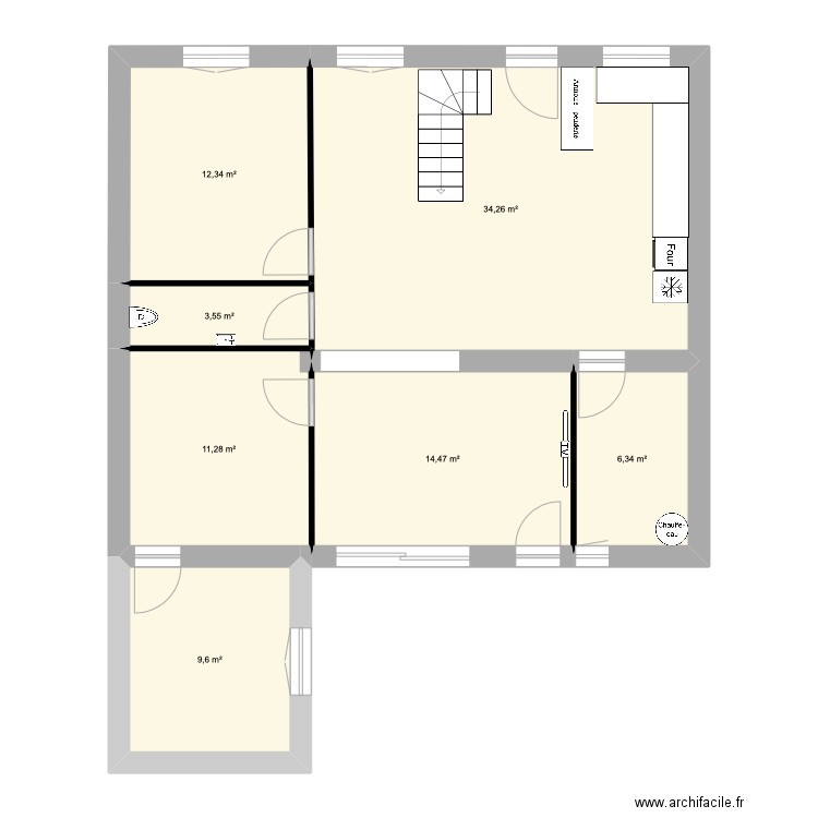 maison. Plan de 7 pièces et 92 m2