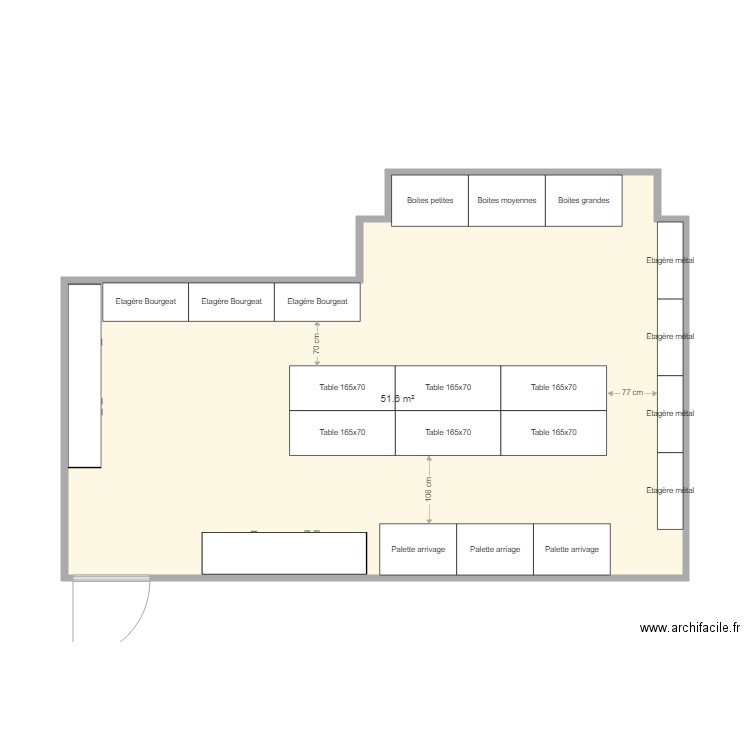 Salle paniers garnis / Truan. Plan de 1 pièce et 52 m2