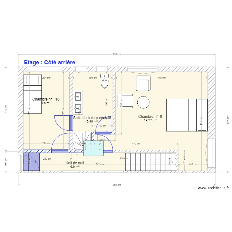 Ch étage côté arrière. Plan de 0 pièce et 0 m2