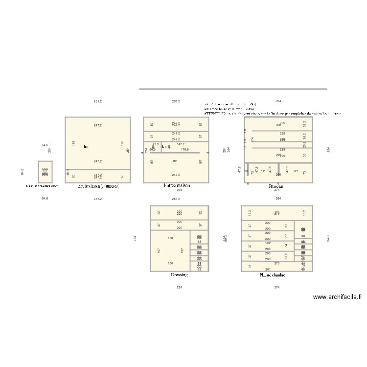 placards. Plan de 0 pièce et 0 m2