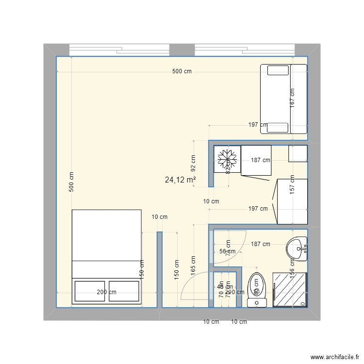 Lavandou. Plan de 1 pièce et 24 m2