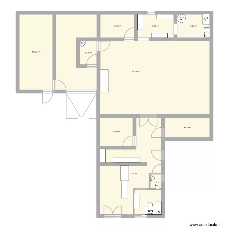 fromagerie. Plan de 9 pièces et 140 m²