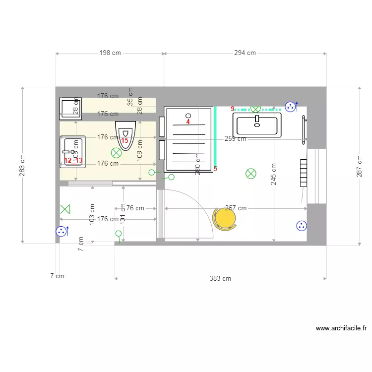 Salle de bain &eacute;tage. Plan de 