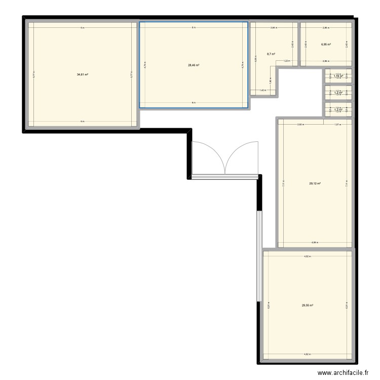 fladre. Plan de 9 pièces et 141 m2