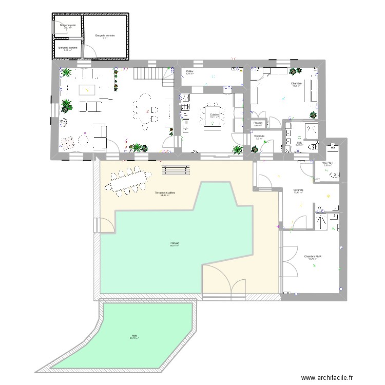 cour et exterieur. Plan de 15 pièces et 248 m2