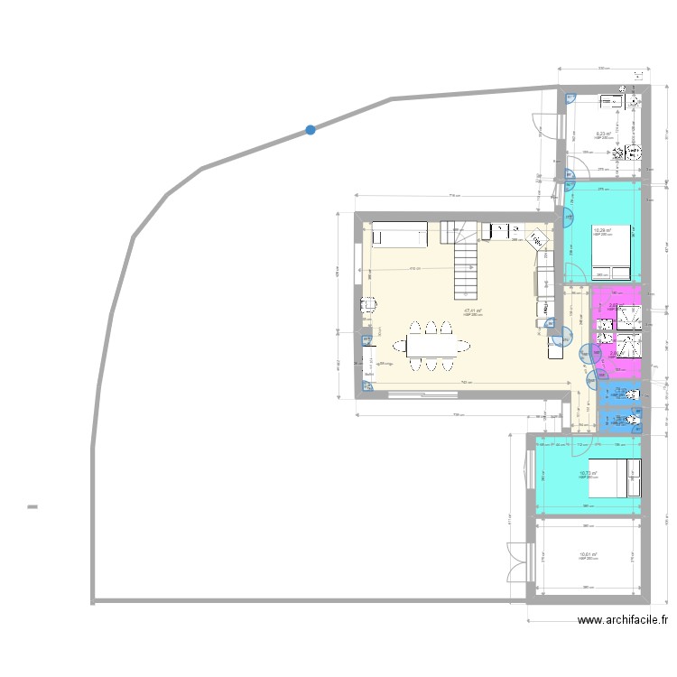 laturballe10. Plan de 9 pièces et 96 m2