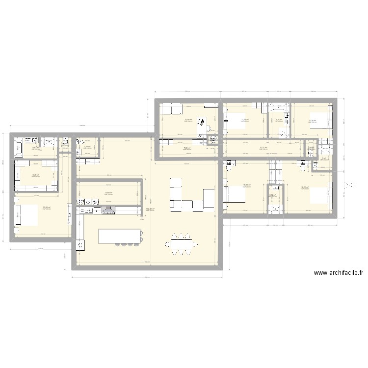 MAISON F5 AVEC BUREAU. Plan de 19 pièces et 260 m2