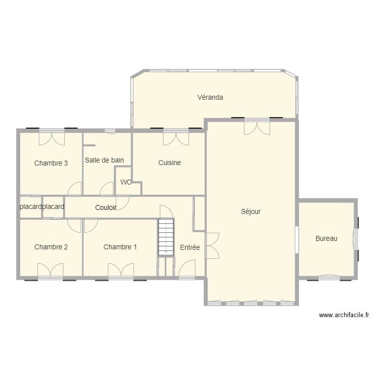 sargé rdc. Plan de 16 pièces et 161 m2