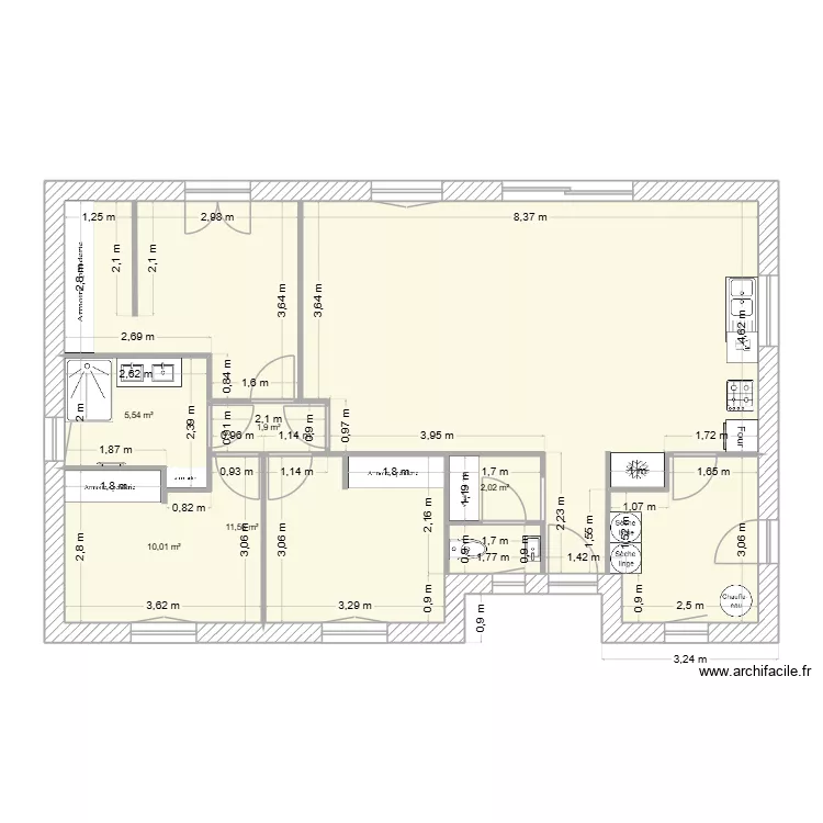 NICOLAS. Plan de 7  et 93 m²