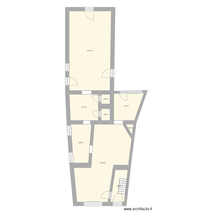 Rez Villers. Plan de 9 pièces et 108 m2
