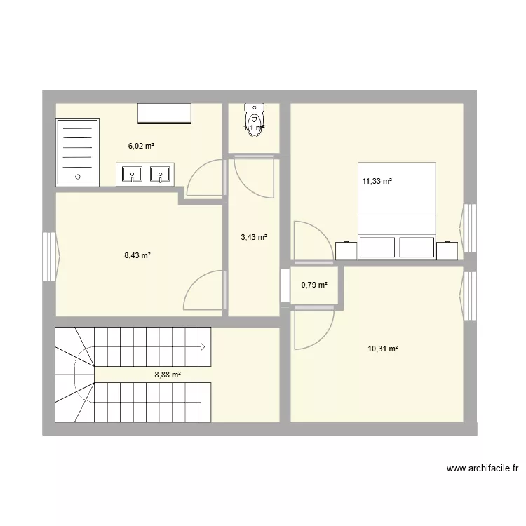 Etage Maison. Plan de 8  et 50 m²