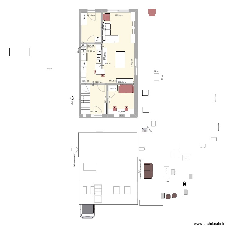 Inversé. Plan de 8 pièces et 166 m2