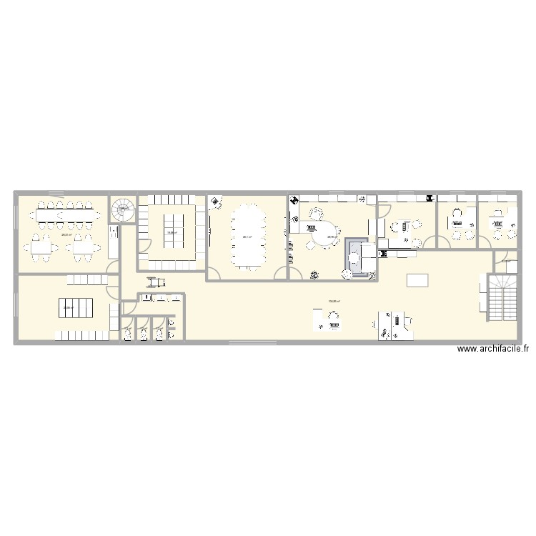 bureau. Plan de 14 pièces et 271 m2