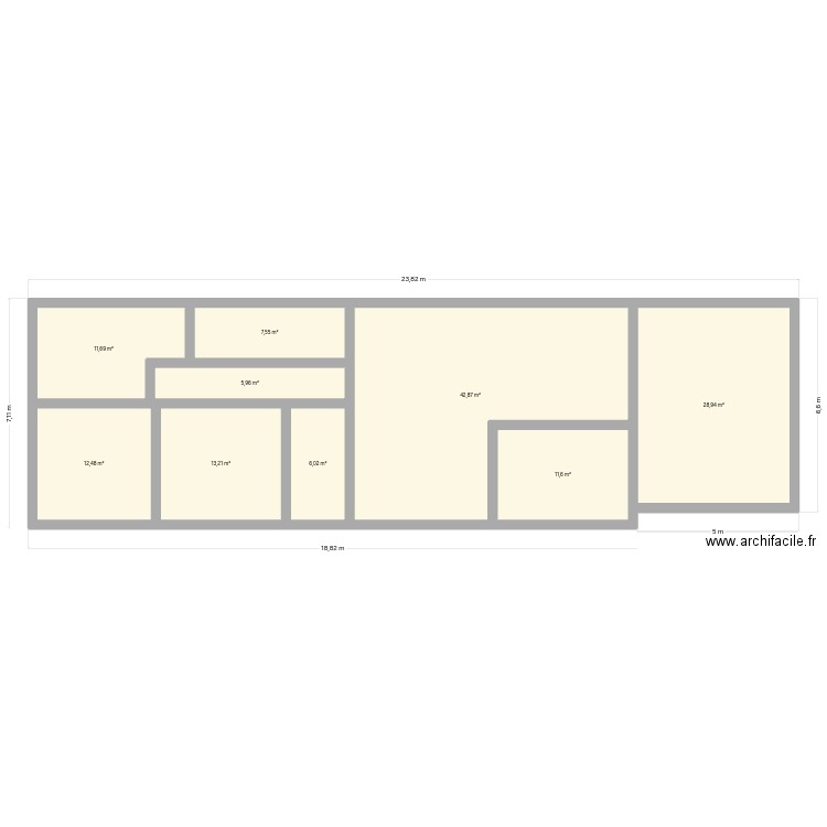 bergeries. Plan de 9 pièces et 140 m2