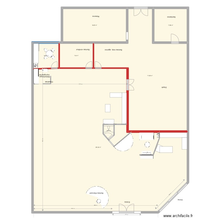 Magasin Barbezieux. Plan de 7 pièces et 478 m2