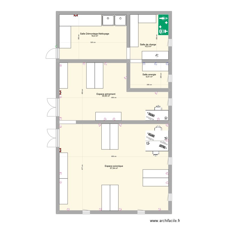 Espace avionique. Plan de 5 pièces et 123 m2