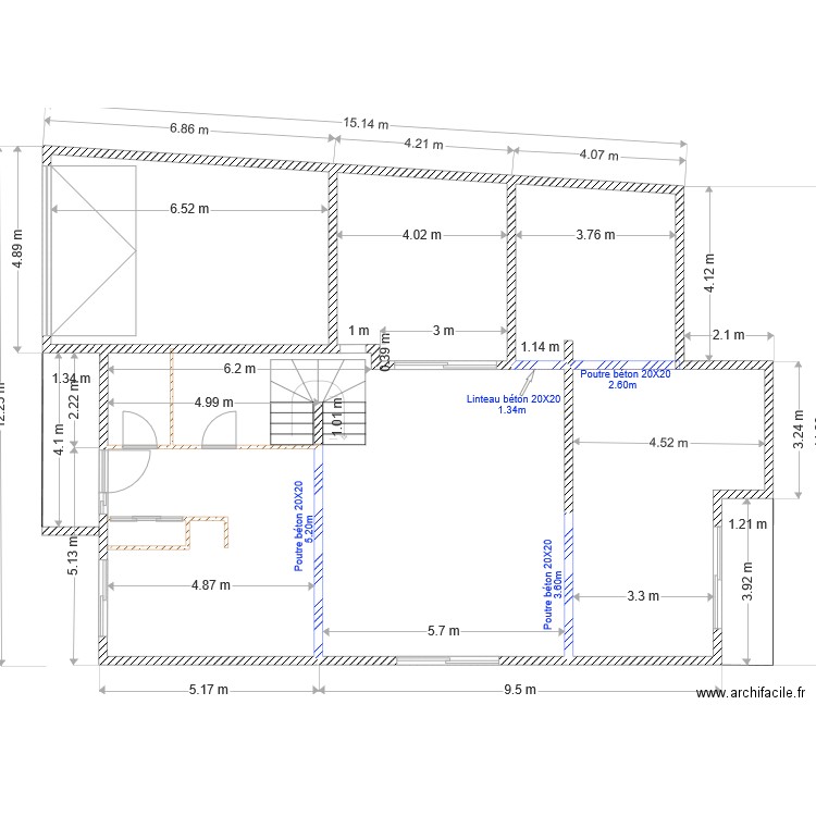 Rez de chausée. Plan de 0 pièce et 0 m2