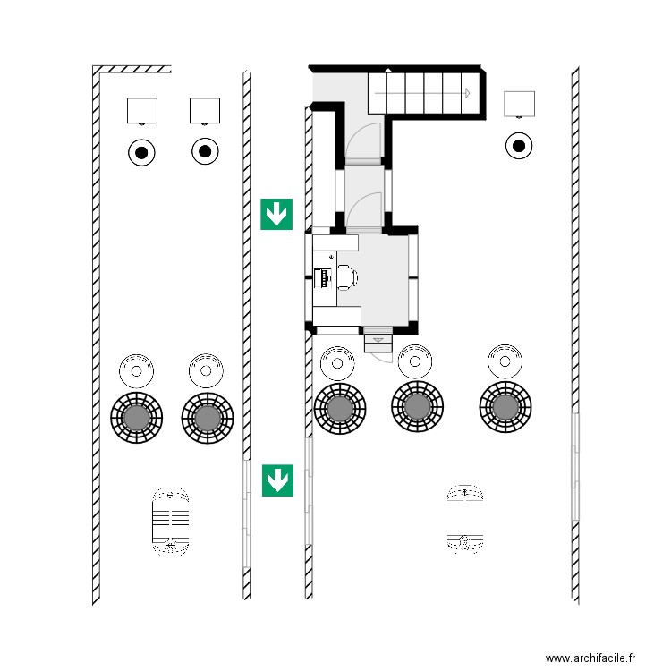 ENFPURNEUSE 3 RDC. Plan de 8 pièces et 49 m2