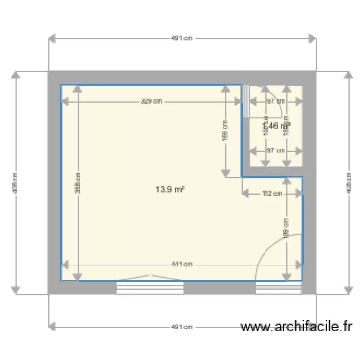 Logement sur la droite . Plan de 