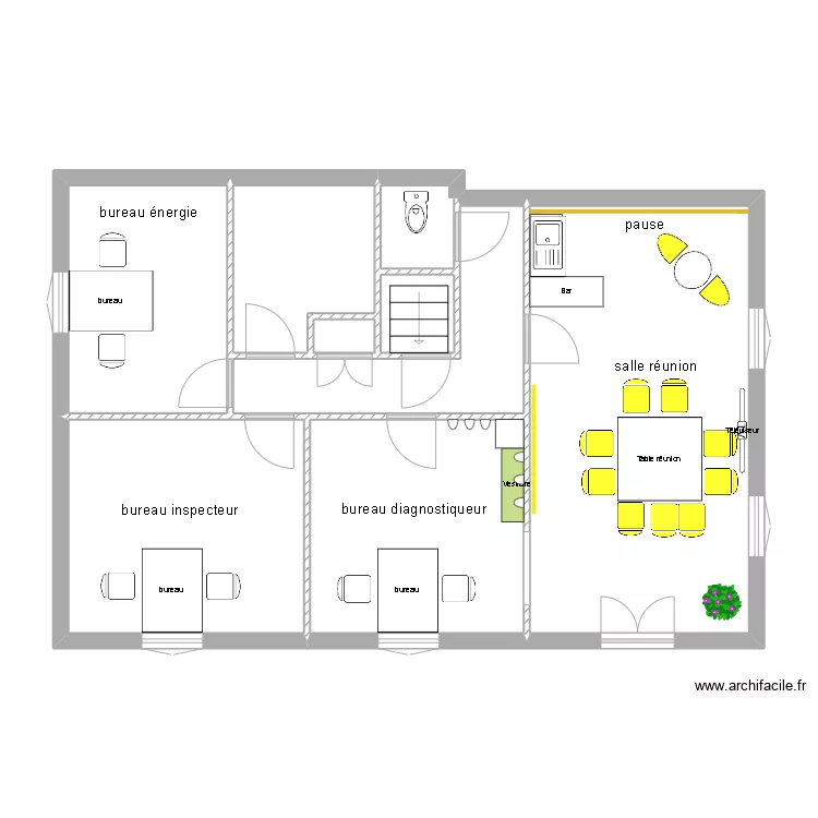 BUREAU CHALLANS . Plan de 0 pièce et 0 m2