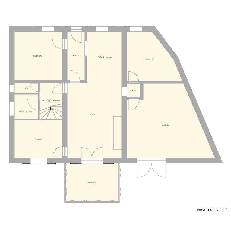 campagne 01. Plan de 12 pièces et 153 m2