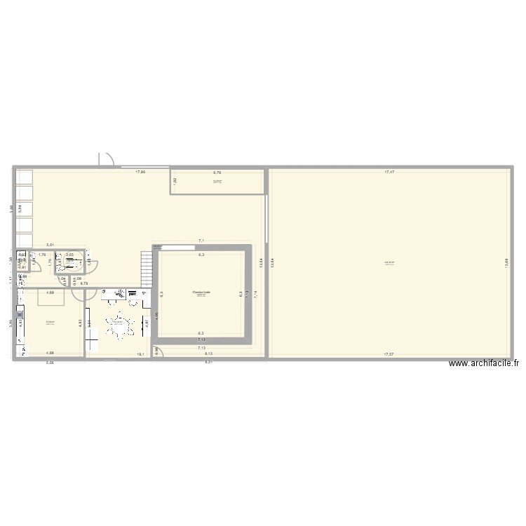 Batiment. Plan de 8 pièces et 534 m2