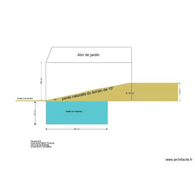 Int&eacute;gration dans le terrain  Abri de jardin . Plan de 