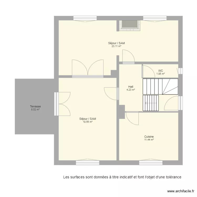Maison &eacute;tage 1. Plan de 