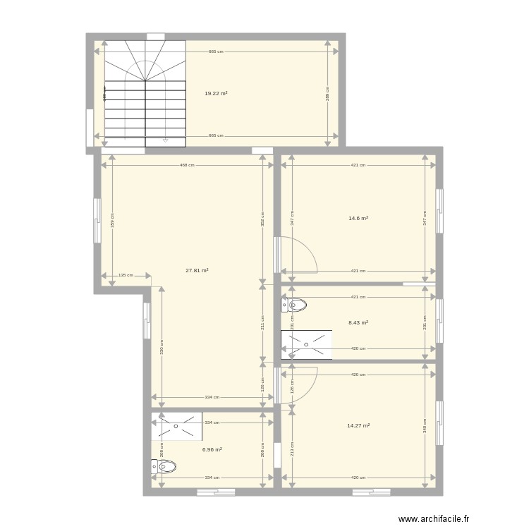 Etage vide. Plan de 0 pièce et 0 m2